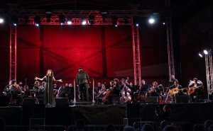 KATIA GUERREIRO, A FADISTA QUE VAI PARTILHAR O PALCO COM A ORQUESTRA CLÁSSICA DO SUL NO PRIMEIRO DIA DO FESTIVAL F