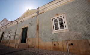 Município de Lagos e Clube Artístico Lacobrigense assinam Protocolo de Comodato