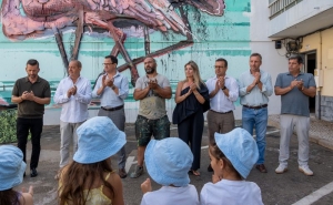 Olhão inaugura mural de Bordalo II dedicado aos flamingos e à sustentabilidade da Ria Formosa