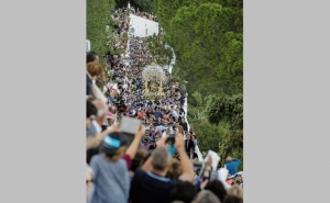 «MÃE SOBERANA: A FORÇA DO AMOR»: EXPOSIÇÃO FOTOGRÁFICA SOBRE O CULTO MARIANO EM LOULÉ