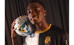João Gastão reforça ataque do Farense por cedência do Estrela da Amadora
