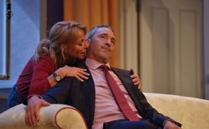 ALEXANDRA LENCASTRE E DIOGO INFANTE APRESENTAM «PLAZA SUITE» NO CINE-TEATRO LOULETANO
