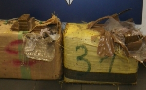 Polícia apreende 130 quilogramas de haxixe que deram à costa no Algarve