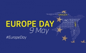 Europa em Lagos veste-se de azul e celebra o Mar