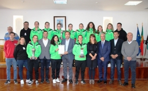 Município de São Brás de Alportel atribui voto de louvor à equipa de futsal feminino bicampeã distrital