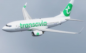 Avião com 149 passageiros a bordo aterra de emergência em Faro escoltado por F-16