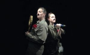 «LIBERDADES» | O 25 de Abril trocado em miúdos