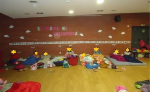 «UMA NOITE NA BIBLIOTECA» CONVIDA CRIANÇAS A DORMIR NO MUNDO MÁGICO DOS LIVROS