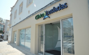 Presidente da Câmara Municipal de Faro inaugura nova Clínica Lusíadas    