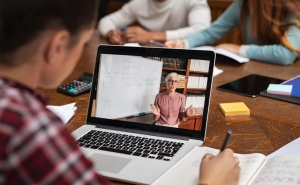 Calendário escolar: as novas datas em vigor por causa do confinamento