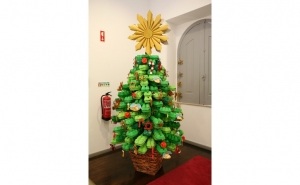 Exposição «Mãos de Natal» envolve comunidade sénior numa mostra de trabalhos inspirados na quadra natalícia