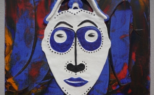 Volta ao Mundo através de máscaras típicas 