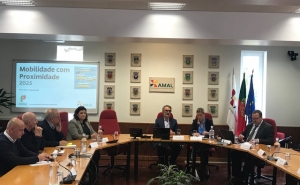 Autarcas do Algarve reúnem-se com a Secretária de Estado da Mobilidade