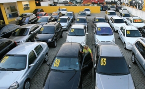 Vendedor passa a poder tratar de registo de propriedade automóvel