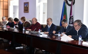 Autarcas, associações empresariais e movimentos ambientalistas exigem cancelamento imediato do furo de prospecção de petróleo ao largo de Aljezur