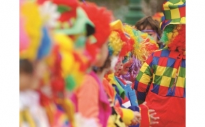 Pequenos foliões animam carnaval tavirense
