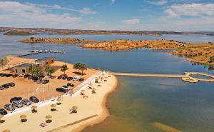 TURISMO AZUL | Estação Náutica de Moura – Alqueva é finalista no Prémio Nacional de Turismo 2025 