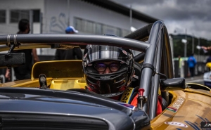 Piloto de Albufeira João Luís brilha no Estoril