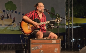QUARTEIRA | Bruno Maliji em Português no Mercado de Verão