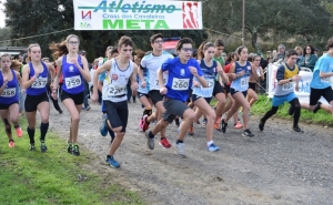 CERCA DE 500 ATLETAS PARTICIPAM NO 26º CROSS DOS CAVALEIROS 
