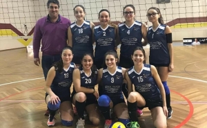 ATLÉTICO CLUBE DE ALBUFEIRA SAGRA-SE CAMPEÃ REGIONAL DE VOLEIBOL EM JUVENIS FEMIMINOS