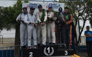 Regresso às vitórias de Fernando Peres e José Pedro Silva