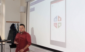 Secundária de Loulé partilha boas práticas no ensino da Física na Suécia