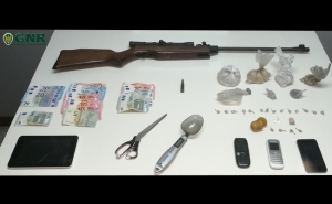 Apreensão de mais de 3 mil doses de heroína