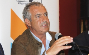 PORTUGAL À FRENTE «A nossa proposta é o caminho seguro para o Algarve»