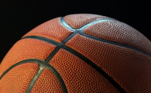 Iniciativa «Minis em Movimento - Basket para Todos» oferece 6 bolas à EB1 n1 de Albufeira