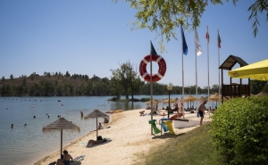 Praia Fluvial da Albufeira da Tapada Grande recebe certificado pelos 5 anos com Bandeira Azul