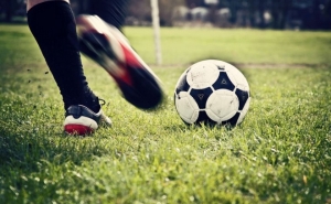 FORMAÇÃO SOBRE METODOLOGIA DO TREINO DE FUTEBOL EM LOULÉ