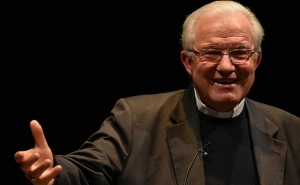 Bispo do Algarve diz que acolherá a mudança se a Igreja optar pela ordenação de homens casados