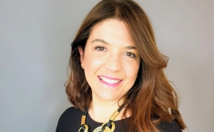 Cláudia Sofia Sousa apresenta livro na Biblioteca Municipal de Olhão