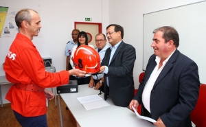 AUTARQUIA DOA EQUIPAMENTO AOS BOMBEIROS VOLUNTÁRIOS DE ALBUFEIRA