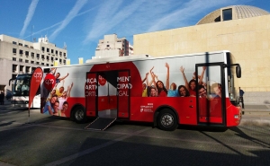 AUTOCARRO DO ORÇAMENTO PARTICIPATIVO DE PORTUGAL EM ALBUFEIRA 