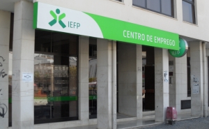 Empregos vagos aumentam 27% no segundo trimestre para mais de 35 mil