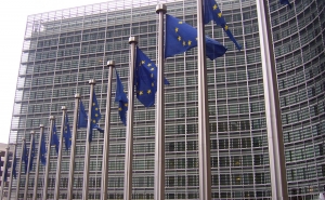 Bruxelas defende que Portugal suba o IMI e reduza o IMT