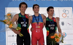 TRIATLO DE QUARTEIRA FOI APRESENTADO NA MAIOR FEIRA DE TURISMO DO PAÍS