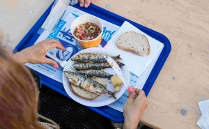  Festival da Sardinha regista mais de 25 mil entradas no «pontapé de saída»