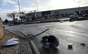 Mau tempo: Não haverá «pagamentos rápidos» por danos no Algarve