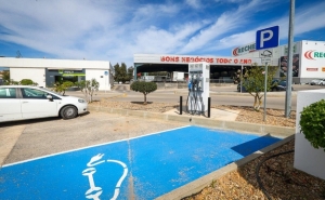  MUNICÍPIO DE ALBUFEIRA REFORÇA REDE DE ABASTECIMENTO DE VIATURAS ELÉTRICAS