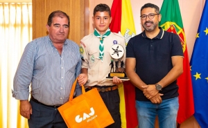 AUTARQUIA DISTINGUE JOVENS DE ALBUFEIRA 
