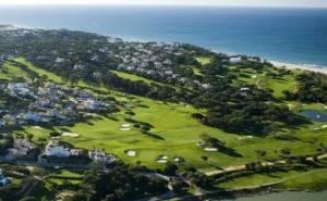 CGD: Governador do Banco de Portugal nega conflito de interesse em férias em Vale de Lobo