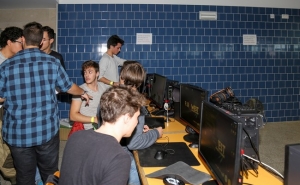 2ª EDIÇÃO DO LOULÉ GAME FEST APRESENTA MUNDO DOS JOGOS NA ESCOLA SECUNDÁRIA 