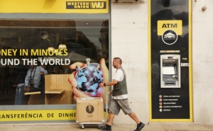 Guia para que evites pagar comissões a levantar dinheiro nos ATM