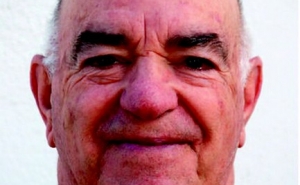 CÂMARA MUNICIPAL DE SILVES ATRIBUI VOTO DE LOUVOR A PADRE MANUEL ALMEIDA COELHO