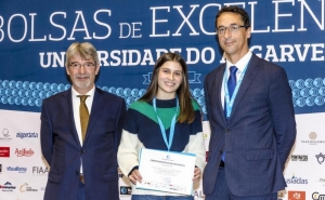 Lusíadas Saúde atribui bolsa de excelência a aluna de enfermagem da UAlg