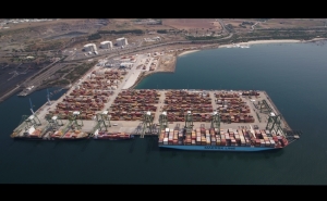 Terminal de Contentores de Sines supera record de 2017