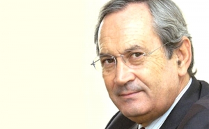 Tertúlia Farense recebe em setembro Vítor Neto no Café Aliança